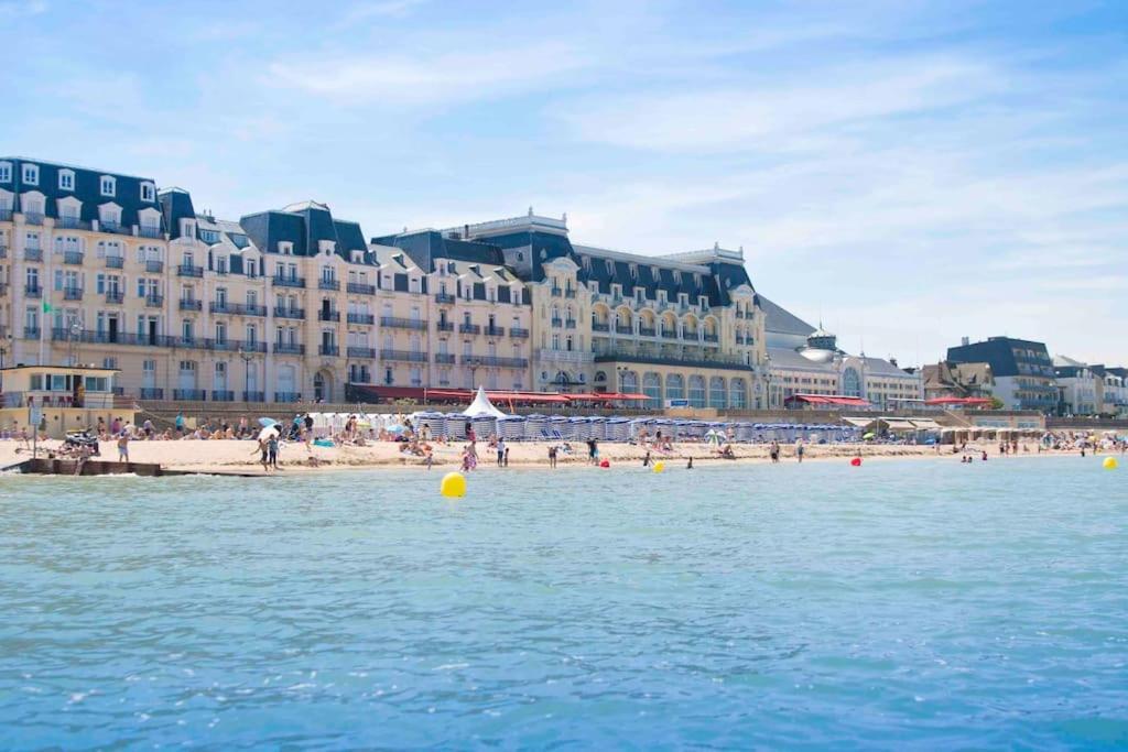 Chez Emy & Tom Apartment Cabourg Exterior photo